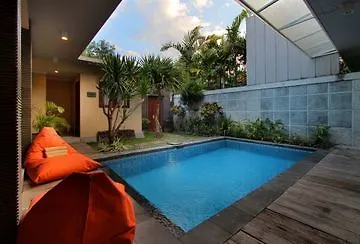 Lotus Tirta Seminyak Ξενοδοχείο 3*, Σεμινιάκ Ινδονησία